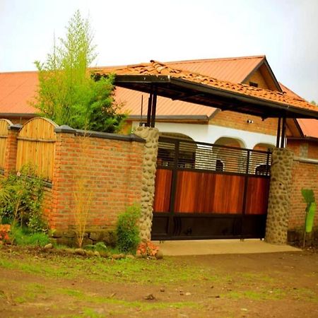 Urugano Virunga Palace Nyarugina Екстер'єр фото