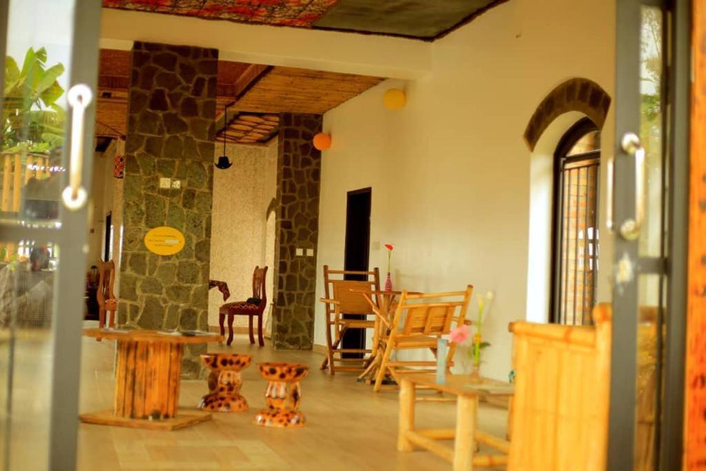Urugano Virunga Palace Nyarugina Екстер'єр фото