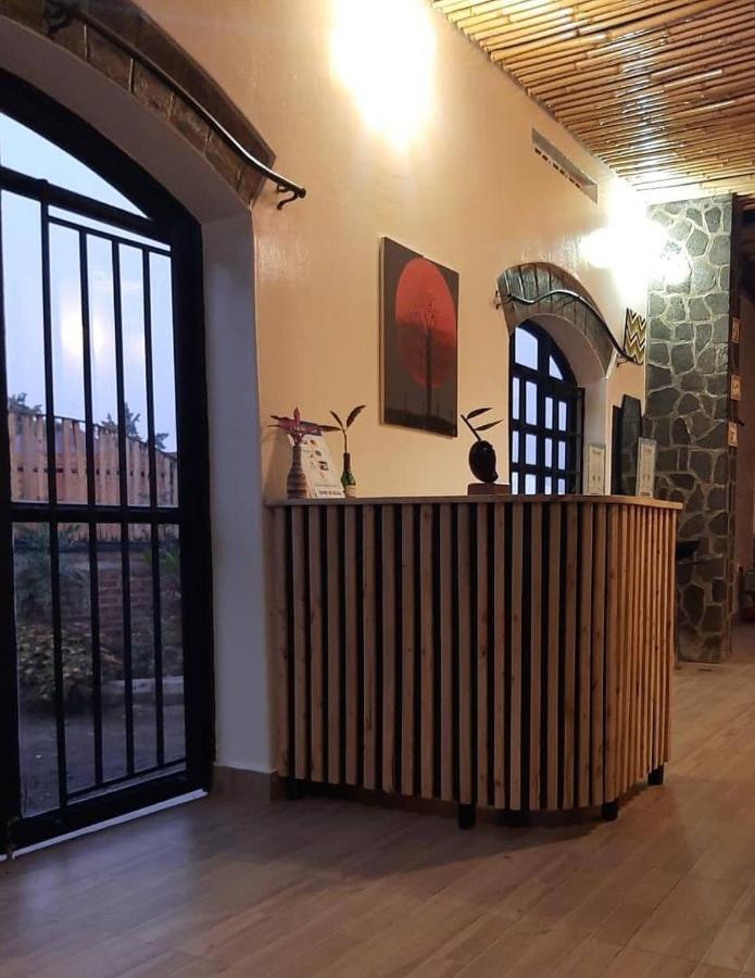 Urugano Virunga Palace Nyarugina Екстер'єр фото